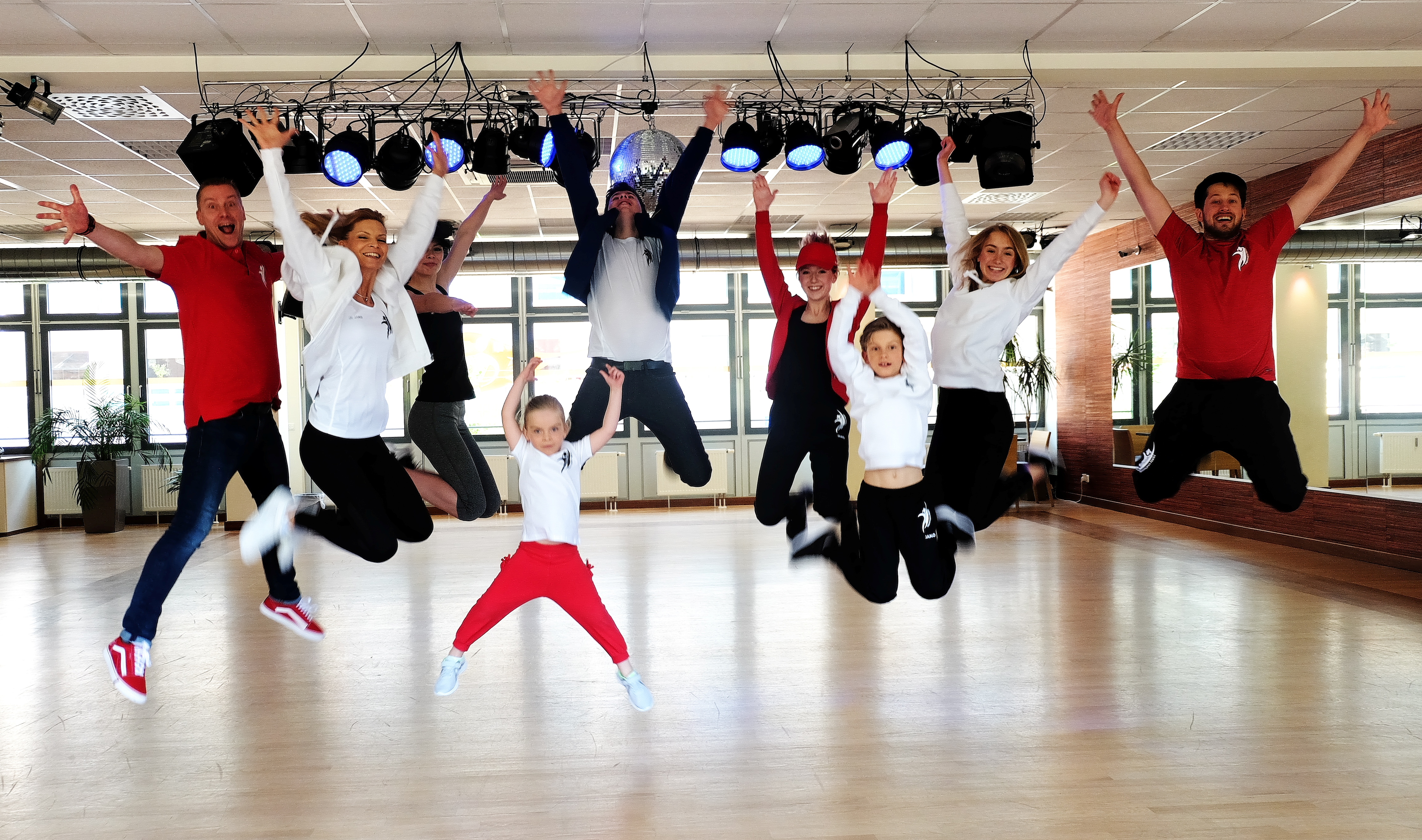 ADTV Tanzschule Herrmann-Nebl Title Image