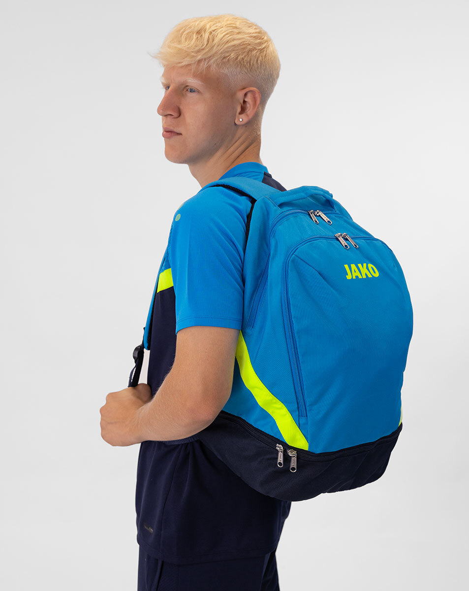 1814_444_M03.jpg