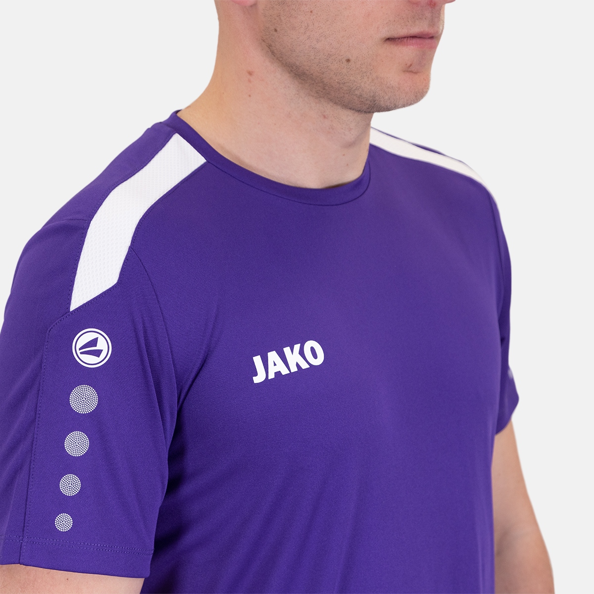 4223_485_M04.jpg