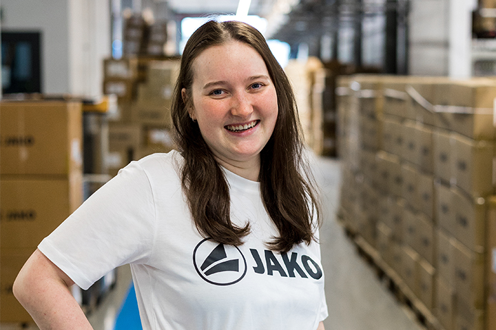 Auszubildende in der Logistik bei JAKO